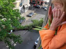 Aachen 23°c bielefeld 26°c bonn 24°c dortmund 25°c düsseldorf 25°c eifel 20°c kleve 21°c köln 25°c münster 26°c paderborn 25°c rothaargeb. Wetterextreme Hitzewellen Und Unwetter Nehmen Zu Archiv