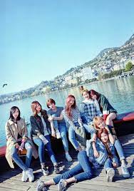 twice おしゃれまとめの人気アイデア pinterest kate chong twice 集合写真 twice ツウィ ワットイズラブ