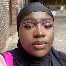 Jasmine Lancaster's Instagram, Twitter & Facebook