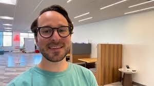 Alex Bunda's Instagram, Twitter & Facebook