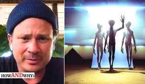 Tom Delonge Has UFO Secrets That Kept Him Up For 3 Nights: 'These Beings  Have Been Around Forever'