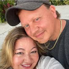 Sharing from Nextdoor. Chesterfield. I have no other info.