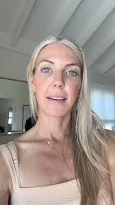 Debra Bly's Instagram, Twitter & Facebook