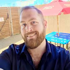 It's a good day to have a good day at Tramps Bar & Patio! I'm here till 7  serving up scathing side eye and pour decisions! Tonight you get Karaoke @  Tramps