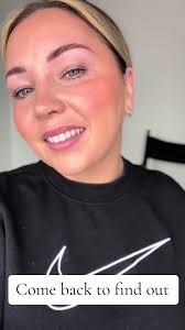 Its a pretty good dupe !! Absolutely stunning from @Sculpted by Aimee ...