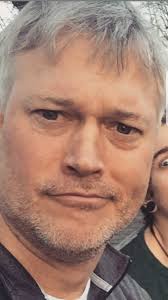 Kizzr (@HezelKaiser)