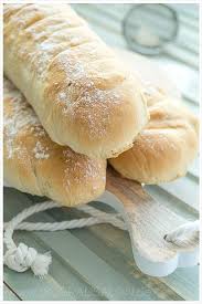 Schnelles Rezept Fur Ein Frisches Baguette Einfach Baguette Brotchen Baguette Backen Brot Backen Rezept Einfach