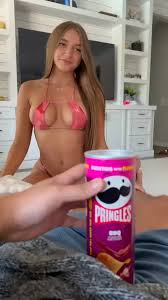 Fancy a taste of this tempting pussy or my Pringles, you choose ...
