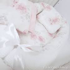 Das Set Mit Zarten Rosenmuster Fur Liebe Bellefleurmakeup Babynestchen Fotooftheday Federleichtshop Babynest Dance Shoes Ballet Dance Slippers Sheets
