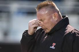 New role, same result: Thurston repeats as 5A football champion after  outlasting rival Crater in 'knockout, dragout' final