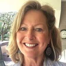 Barbara Munns's Instagram, Twitter & Facebook