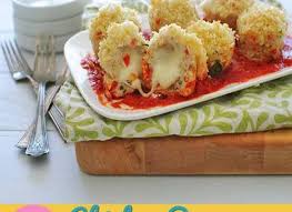 Mini Chicken Parmesan Meatloaf Cupcakes Good Things Come In Small Packages Grocery Eats Moule Muffin Muffins Moules