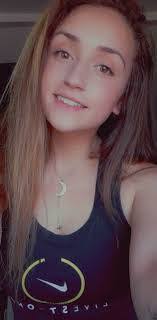 Sandra Slama's Instagram, Twitter & Facebook