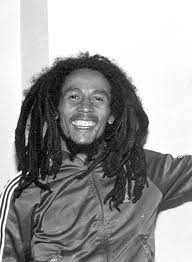 Последние твиты от bob marley (@bobmarley). Bob Marley Lachelt Bild Kaufen Verkaufen