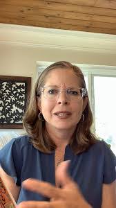 Rochelle Barlow's Instagram, Twitter & Facebook