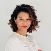 Caroline Cortes's Instagram, Twitter & Facebook