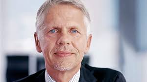 Machtnetz von Ole Wiesinger: Arzt auf Umwegen