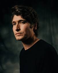 In gesprek met Hunter Kennedy oor Fokofpolisiekar