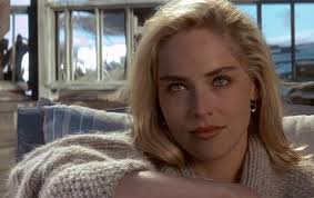 Quién era más guapa en su mejor momento: Sharon Stone o Michelle Pfeiffer?  : r/VindictaRateCelebs