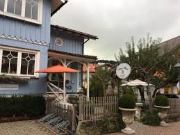 Unser restaurant das blaue haus ist ideal und zentrumsnah im nürbanum nürnberg gelegen. Cafe Blaues Haus In Oberstaufen Holidaycheck