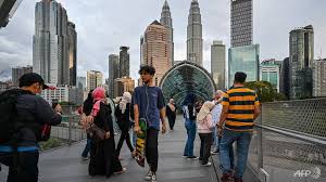 Of the new cases, two are imported while 1,579. Malaysia Reports Record 2 525 New Covid 19 Cases On New Year S Eve Singaporenewslive Com