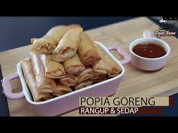 Resepi popia sambal manis ini sangat mudah dimasak dan sesuai dihidang bersama minuman petang penaja popia sambal. Popia Goreng Rangup Sedap Sekali Dengan Sos Pencicah Youtube