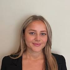 Amber Kangas's Instagram, Twitter & Facebook