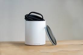 Airscape coffee canister, store and protect your coffee beans. Airscape Kilo Large Planetary Design