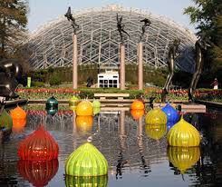 Chihuly Artwork At Missouri Botanical Garden St Louis Mo Dale Chihuly Chihuly Missouri Botanical Garden