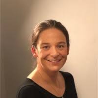 Ann Lavelle's Instagram, Twitter & Facebook