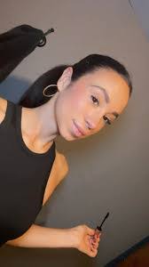 Angelina Clark's Instagram, Twitter & Facebook