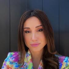 Saba Akbari Farahani