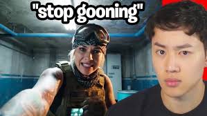 When A Gamer Girl Plays Rainbow Six Siege