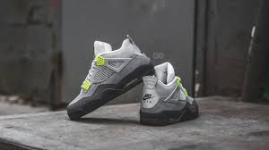Air jordan 4 black and white. Air Jordan 4 Retro Se Neon Air Max 95 Review On Feet Youtube