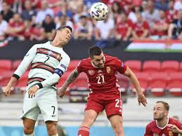 Futbola vac fc altyapısında başlayan ve 2010'da vasas altyapısına taşınan szalai, 2012'de ise avusturya ekibi rapid wien'in yolunu tuttu. Tlalzfes Arqrm