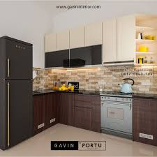 Ide desain kitchen set yang minimalis untuk dapur dengan ukuran kecil berikutnya adalah menggunakan lemari dengan 5 pintu. Desain Kitchen Set L Dan Kulkas Cek Bahan Bangunan