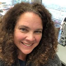 Elaine Gardner (@DDESegardner)