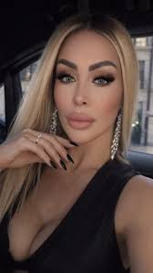 STOP SCROLLING. Your new favorite pop song just dropped. 🚨 Remy Bond—the  artist critics are calling the one to watch—is back with her darkly  romantic, explosive new single, 'Skin Tight Jeans.' Forget