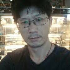 我一直很好奇，史艾瑪這樣自己突然脫內衣，男生怎麼可能會有感覺？ 一下看光光是不是很沒有氣氛、也沒有美感？ 這樣男生真的會上鉤嗎？😆  如果身材不是剛好你喜歡的類型，這樣是不是更沒感覺？ （來自直女真心的疑問）