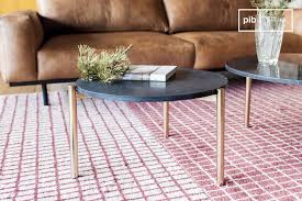 Petite table basse design bois métal winel. Petite Table Basse En Marbre Gris Anneli Sur 3 Pieds Dores Pib