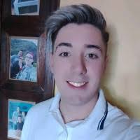 Ariel Michel's Instagram, Twitter & Facebook