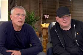 He is best known as a member of the rock bands happy mondays and black grape. Shaun Ryder Reveals Bez Turned Down Julia Roberts In The 90s Mind Life Tv