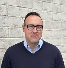 Chris Cillizza, Former CNN Commentator joins the speaker line-up at the  Wellbeing at Work Summit US