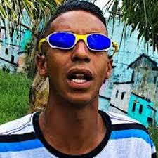 Listen to MC Kanhoto