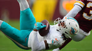 Can't-Miss Play: One-handed catch alert! Caleb Douglas looks like 