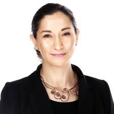 Jenny Magill's Instagram, Twitter & Facebook