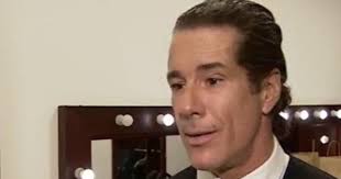 ¿Fernando Carrillo tiene que dejar el cannabis para entrar a EE.UU?