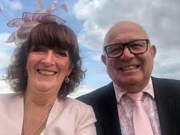 Can anyone remember the snow we had in 1990 and does anyone have any  pictures or anything Thanks