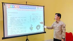 Untuk mendapatkan bantuan, pelaku usaha mikro harus mendaftarkan atau mengajukan dirinya sebagai penerima bantuan ke kepala dinas koperasi usaha kecil menengah. Adobeeditingsoftware