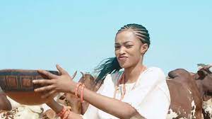 Detail jeune abdoul poullo mp3 dapat kamu nikmati dengan cara klik link download dibawah dengan mudah tanpa adanya iklan yang mengganggu. Music Africain Dourgol Clip Officiel Abdou Poullo Youtube